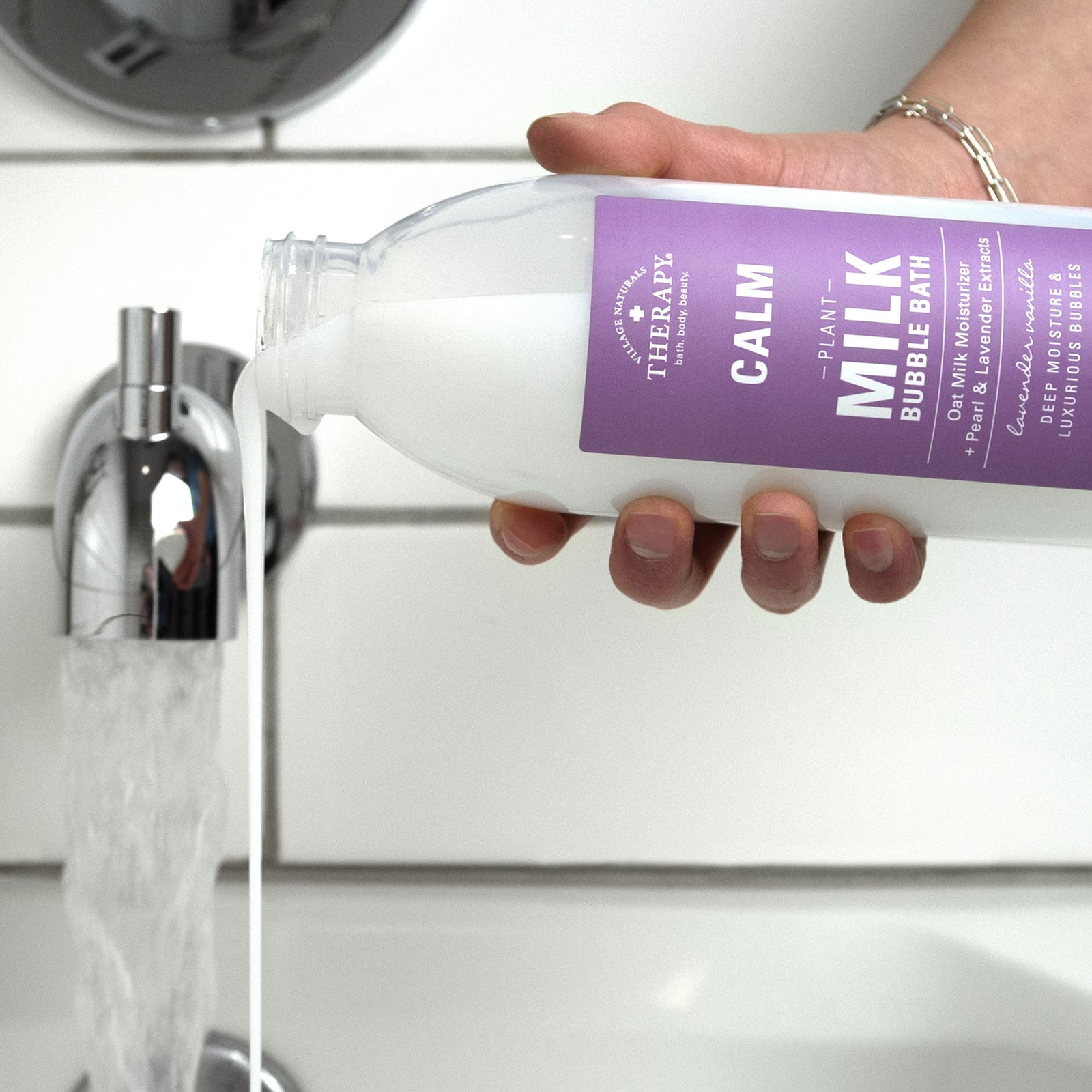 Village Naturals Therapy Calm Plant Milk Bubble Bath