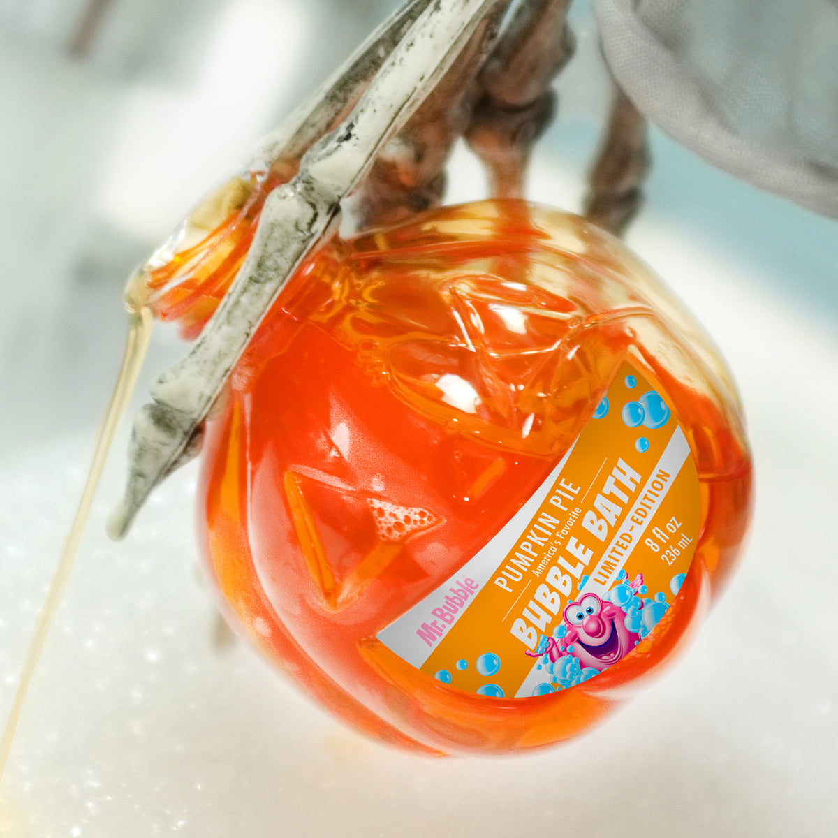 PUMPKIN SPICE. BUBBLE DELIGHT.