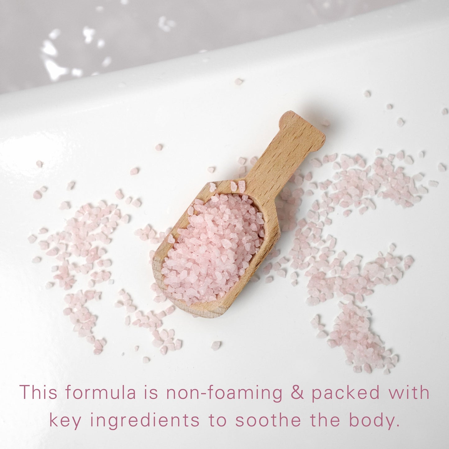 Village Naturals Therapy Glow Concentrated Mineral Bath Soak